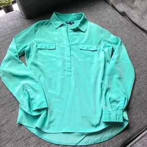 Old Navy mint green blouse